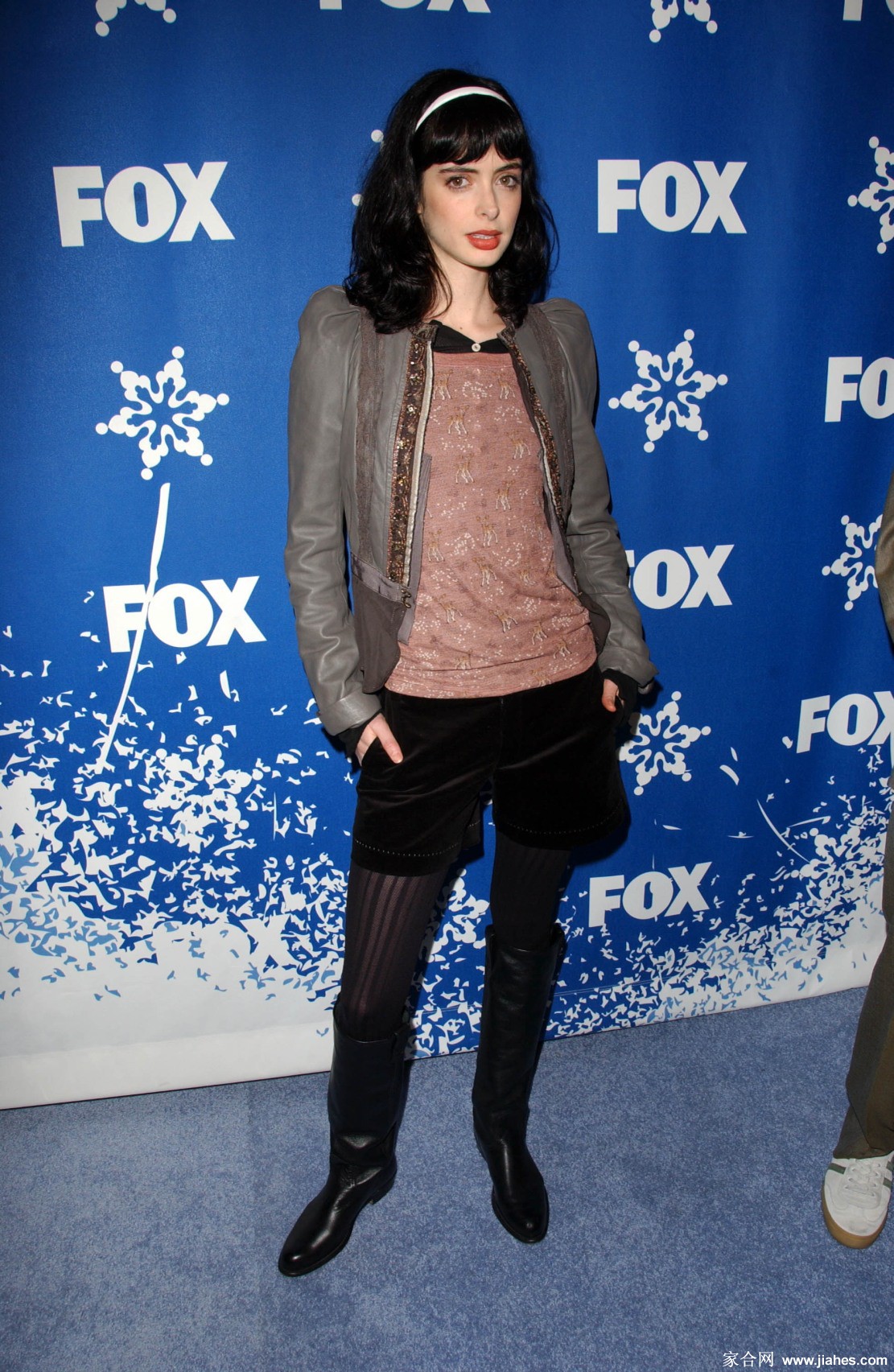 [CELEBRITY HOSIERY]Krysten Ritter in nylon stockings,pantyhose,tights[6]