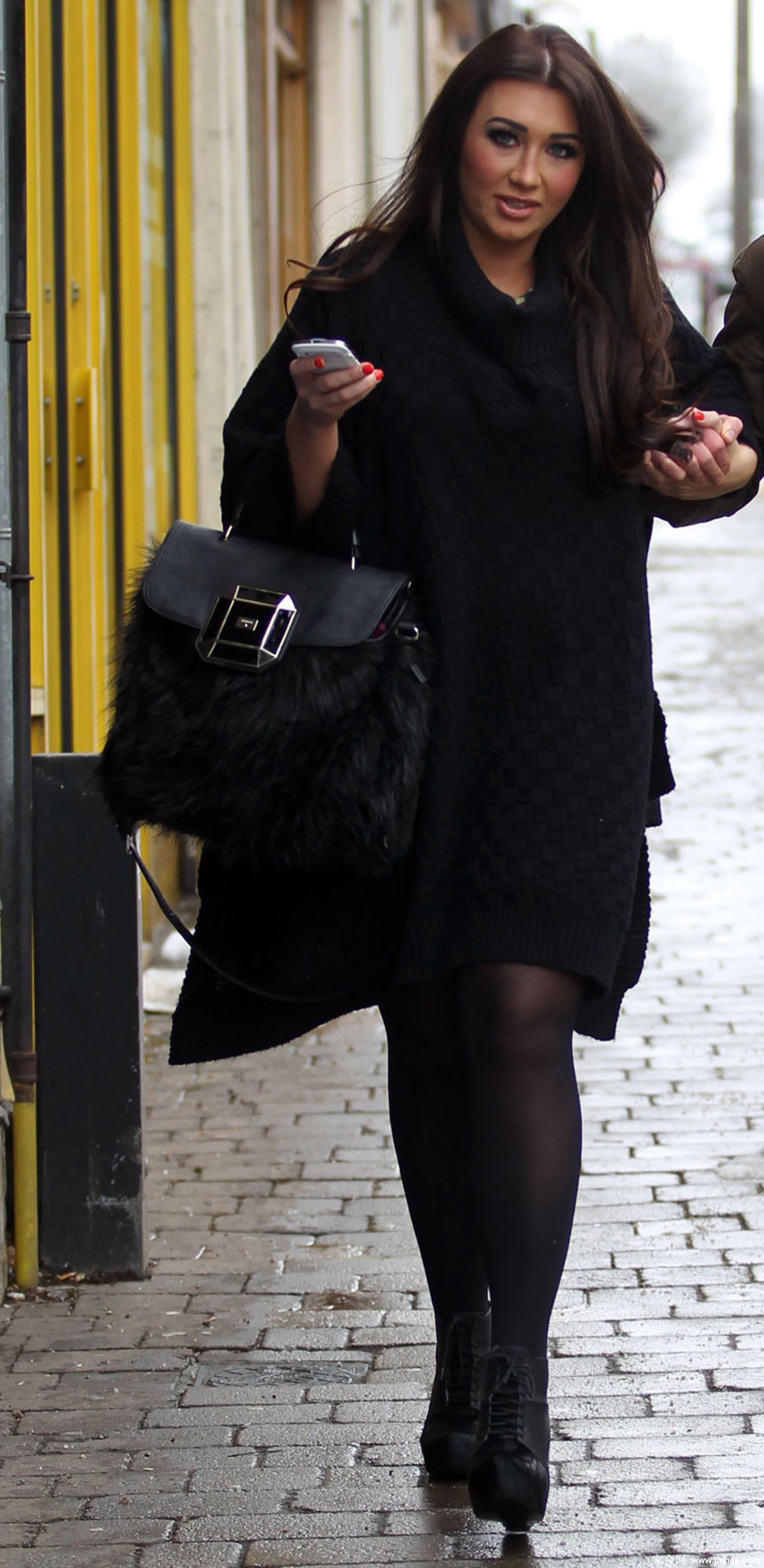 [CELEBRITY HOSIERY]Lauren Goodger in nylon stockings,pantyhose,tights 3[4]