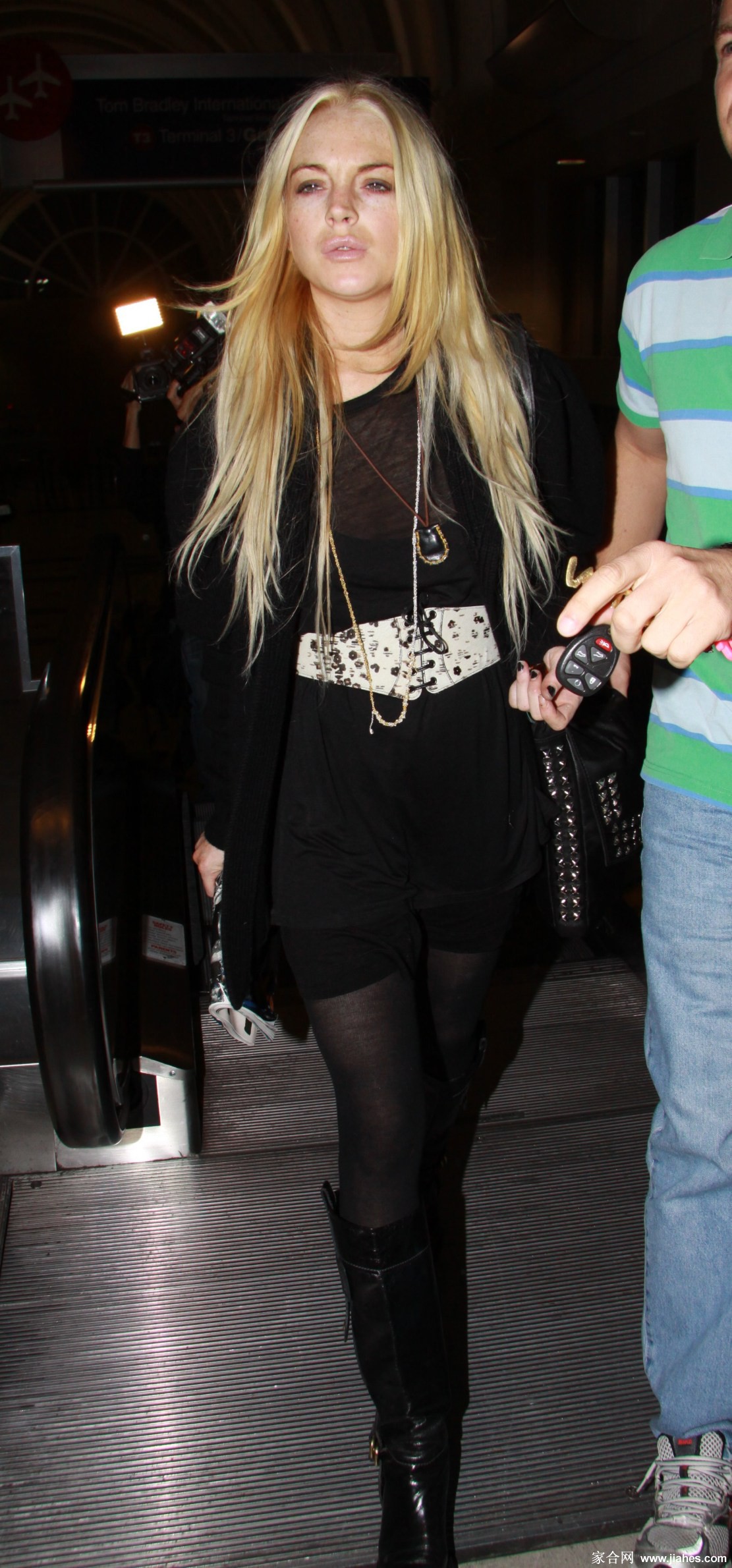 [CELEBRITY NYLON]Lindsay Lohan in nylon stockings,pantyhose,tights 17[7]