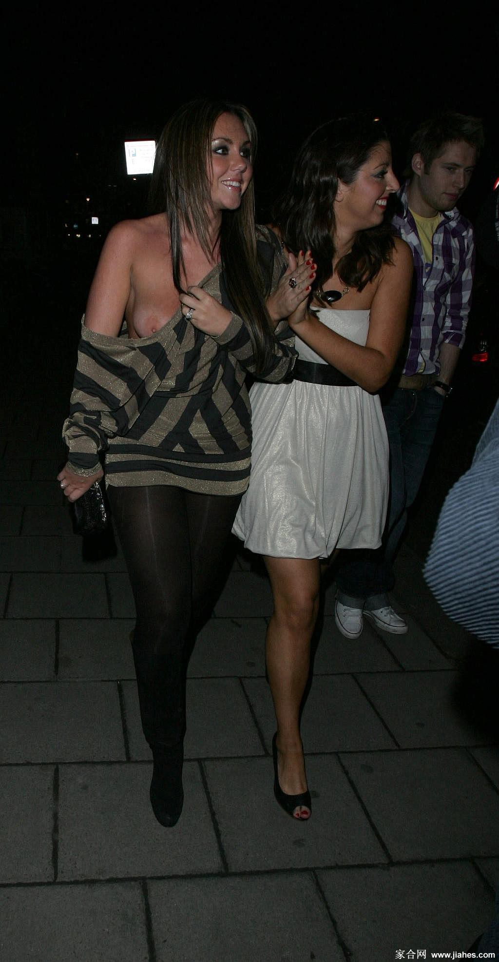 [CELEBRITY NYLON]Michelle Heaton in nylon stockings,pantyhose,tights[3]