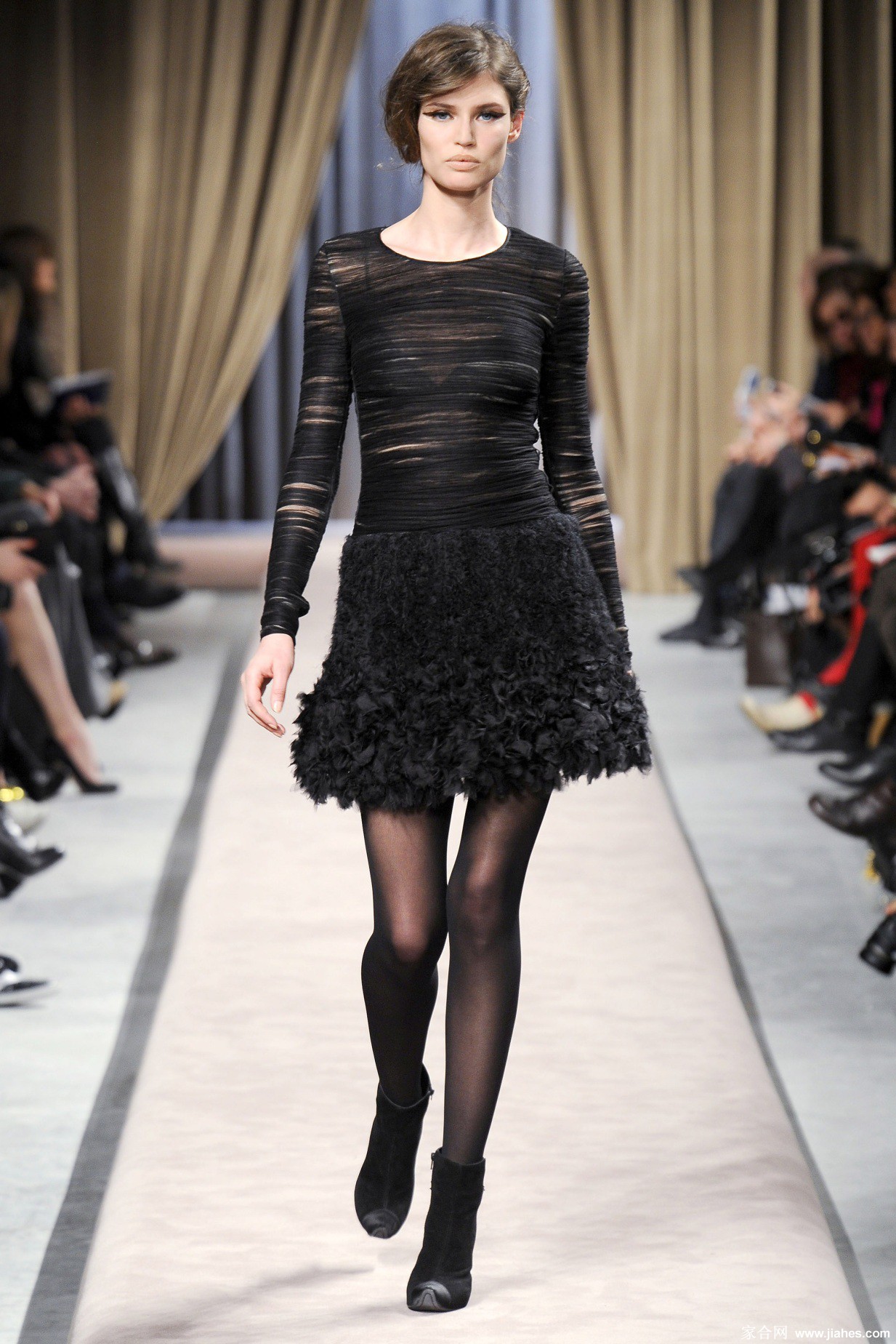 [CELEBRITY HOSIERY]Bianca Balti in nylon stockings,pantyhose,tights[5]