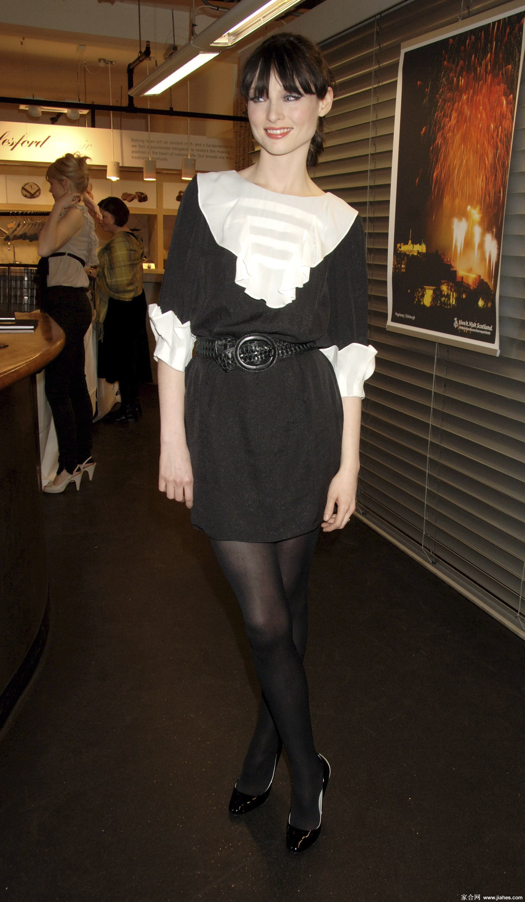 [CELEBRITY NYLON]Sophie Ellis Bextor in nylon stockings,pantyhose,tights[8]