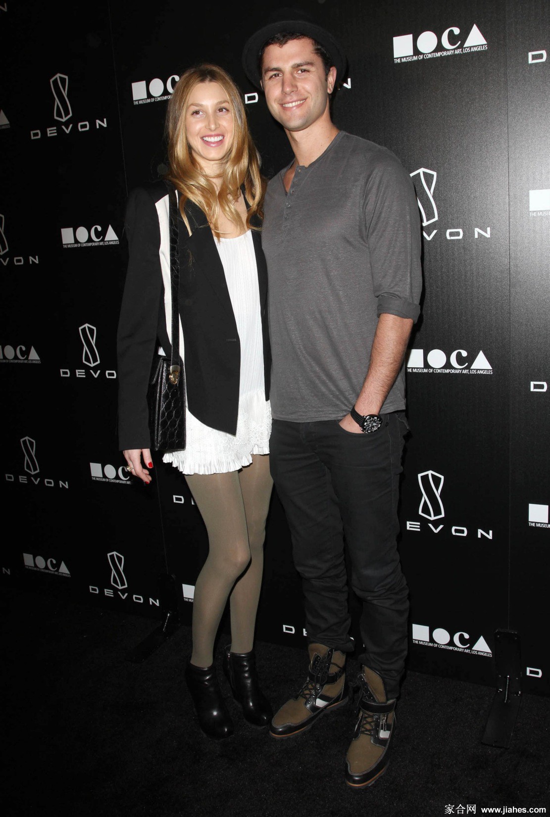 [CELEBRITY HOSIERY]Whitney Port in nylon stockings,pantyhose,tights[2]