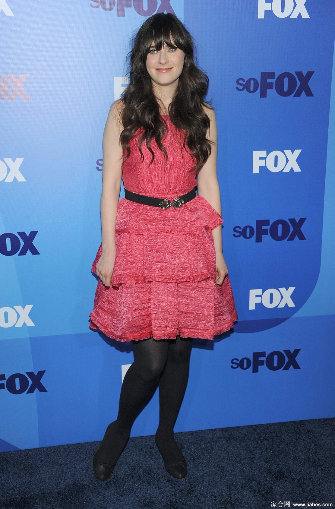 [CELEBRITY PANTYHOSE]Zooey Deschanel in nylon stockings,pantyhose,tights 6[5]