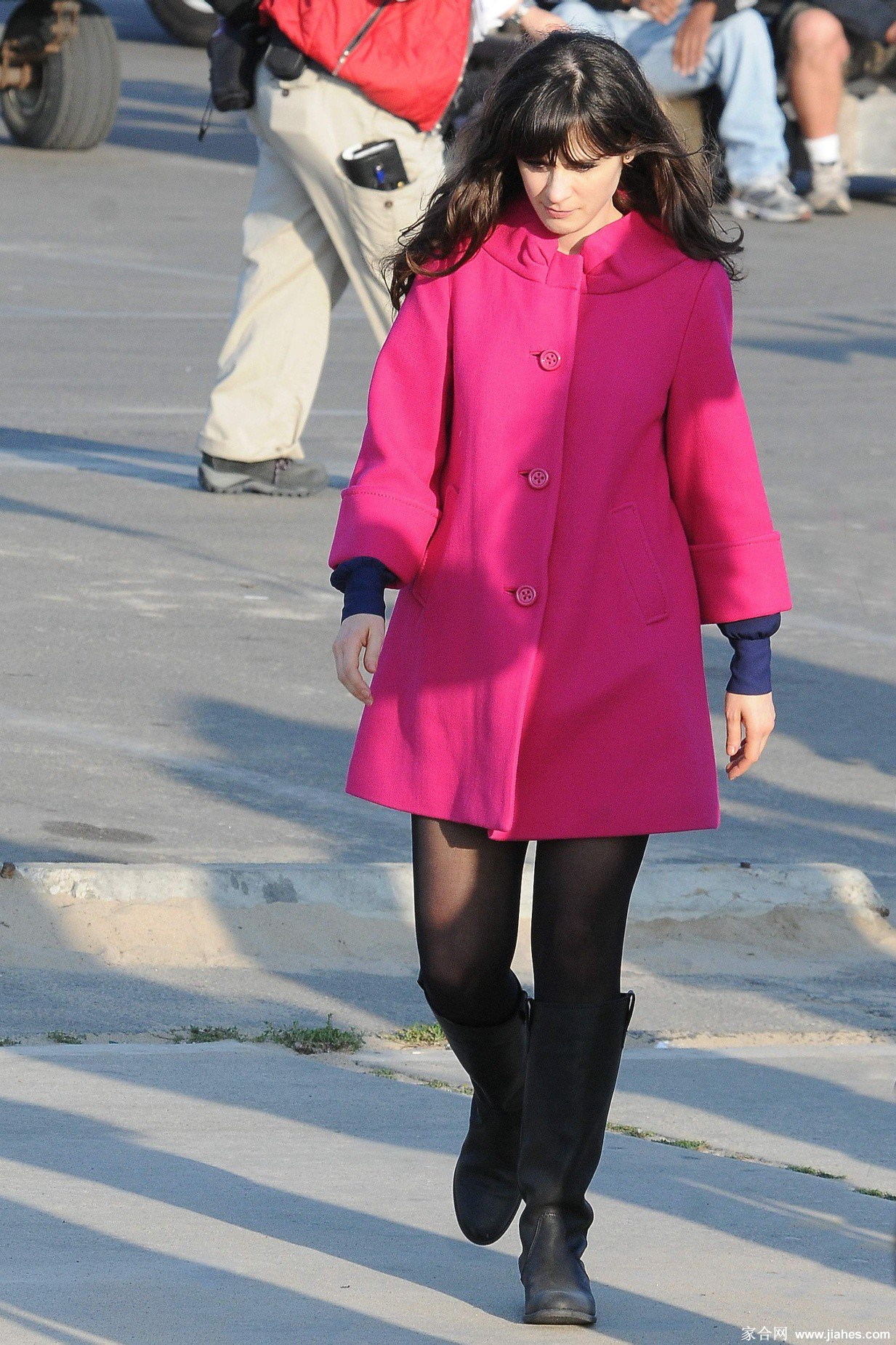 [CELEBRITY NYLON]Zooey Deschanel in nylon stockings,pantyhose,tights 22[3]