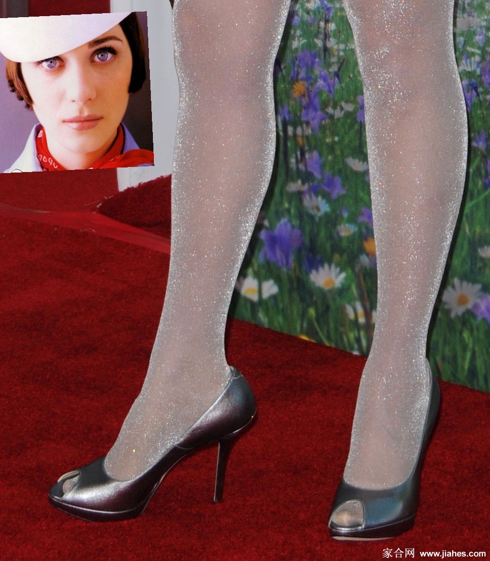 [CELEBRITY NYLON]Zooey Deschanel in nylon stockings,pantyhose,tights 22[5]