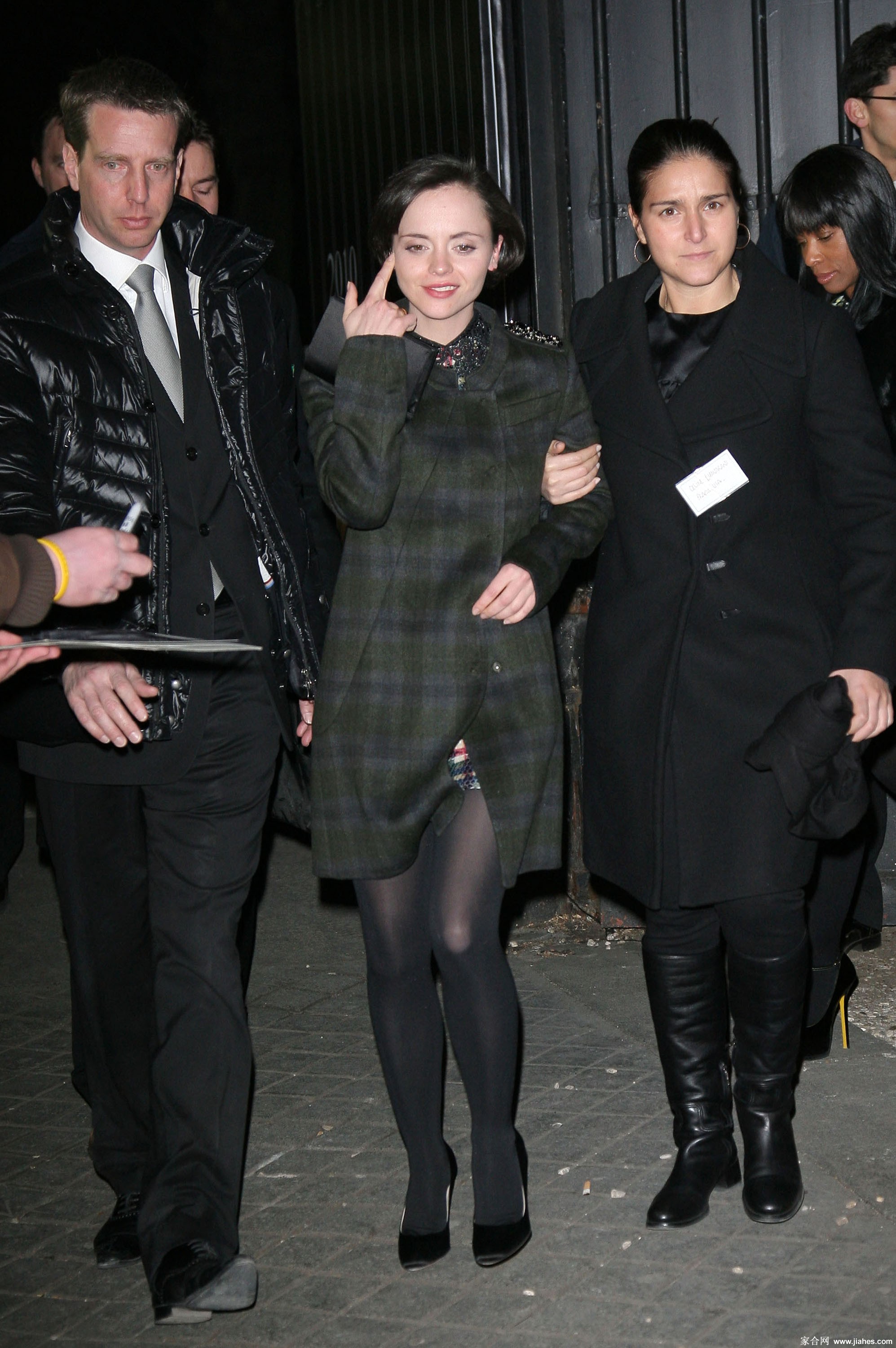 [CELEBRITY PANTYHOSE]Christina Ricci in nylon stockings,pantyhose,tights 2[6]