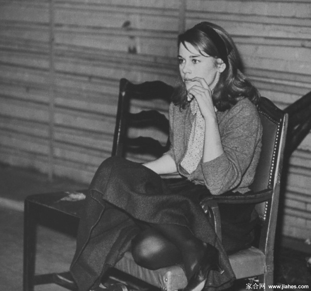 [CELEBRITY HOSIERY]Jane Fonda in nylon stockings,pantyhose,tights[5]