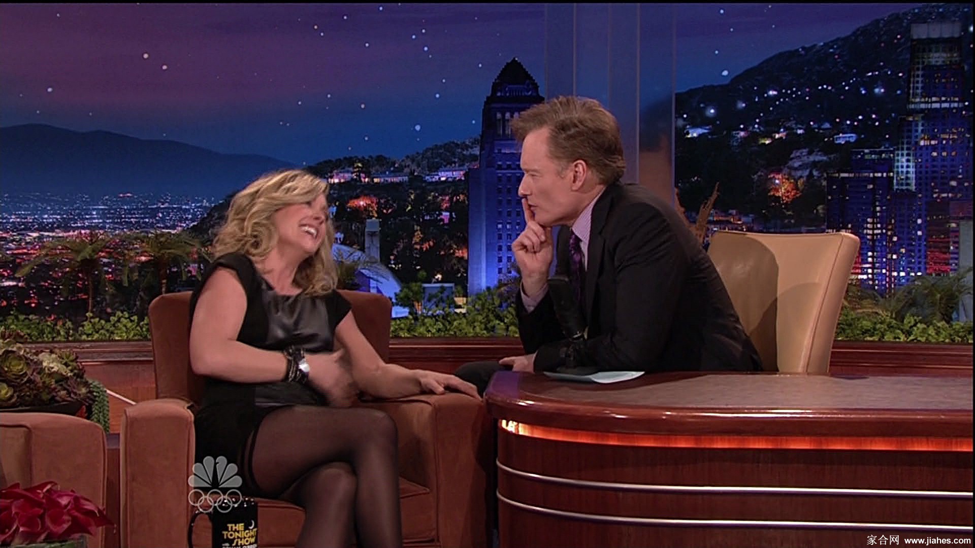 [CELEBRITY PANTYHOSE]Jane Krakowski in nylon stockings,pantyhose,tights[7]