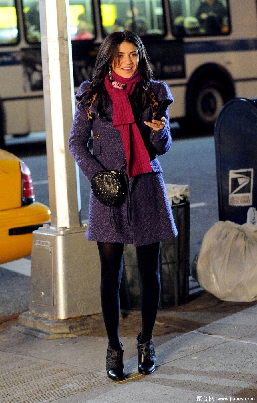 [CELEBRITY NYLON]Jessica Szohr in nylon stockings,pantyhose,tights 2[3]