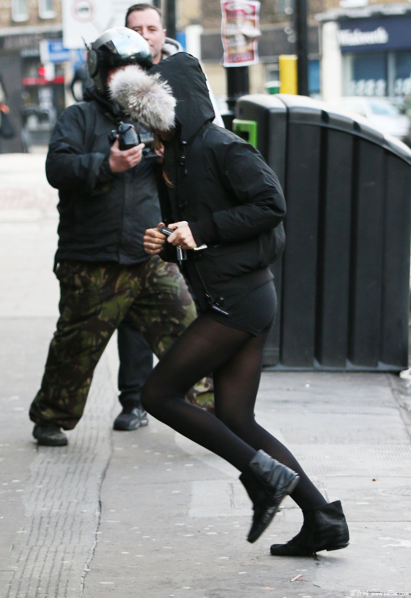 [CELEBRITY NYLON]Abigail Clancy in nylon stockings,pantyhose,tights[5]