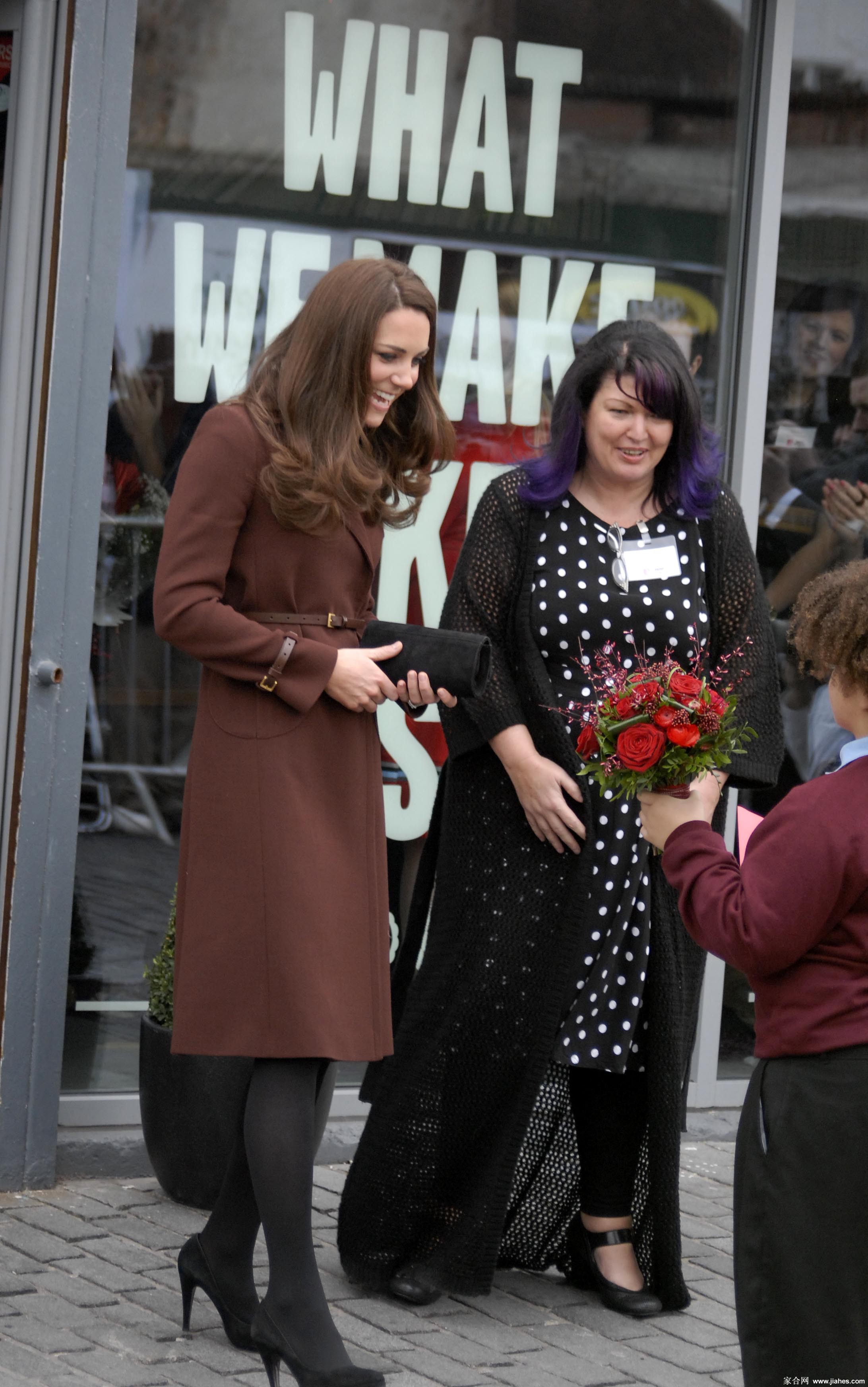 [CELEBRITY NYLON]Kate Middleton in nylon stockings,pantyhose,tights 3[6]