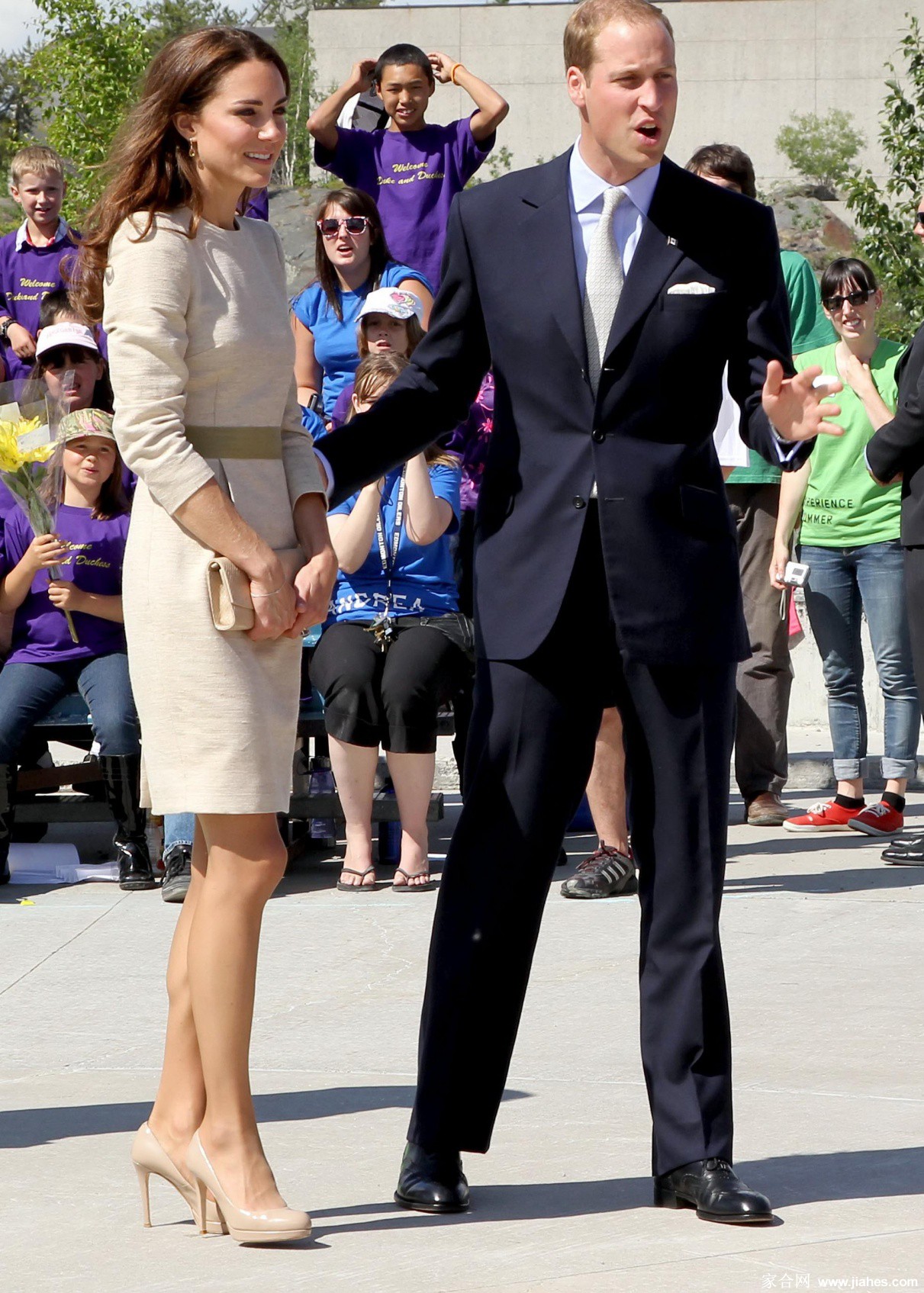 [CELEBRITY HOSIERY]Kate Middleton in nylon stockings,pantyhose,tights 4[5]