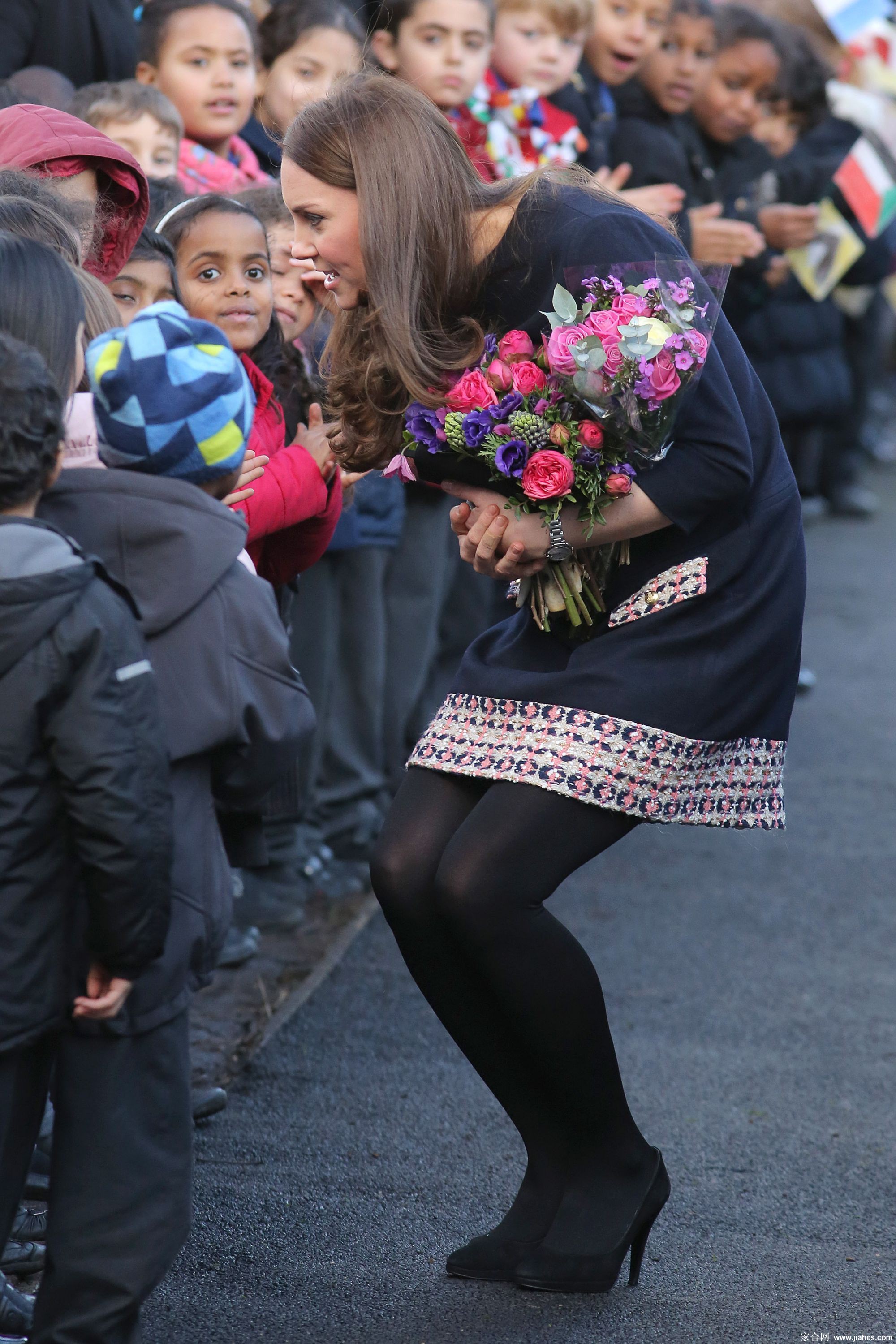[CELEBRITY PANTYHOSE]Kate Middleton in nylon stockings,pantyhose,tights 19[3]
