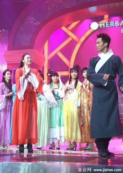 女演员蒋欣在年代秀的出色表现