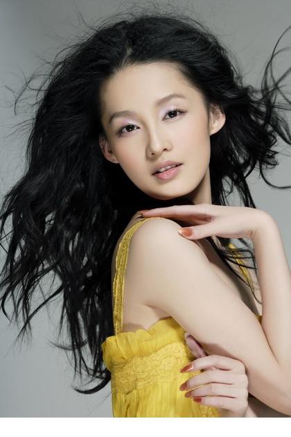 清新美女李沁时尚OL写真[14]