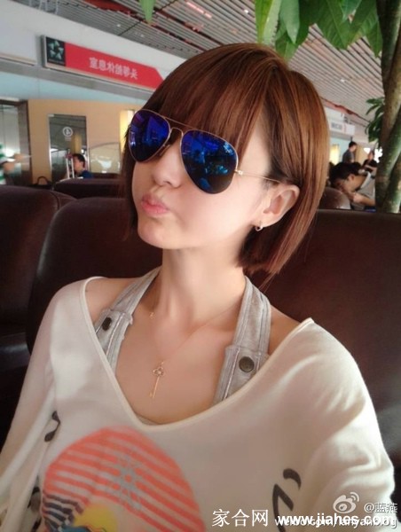 短发美女蓝燕自拍美照[6]