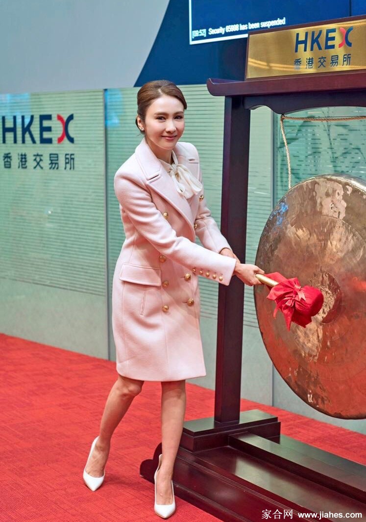 黎姿白色喜欢美腿高跟生图照[6]