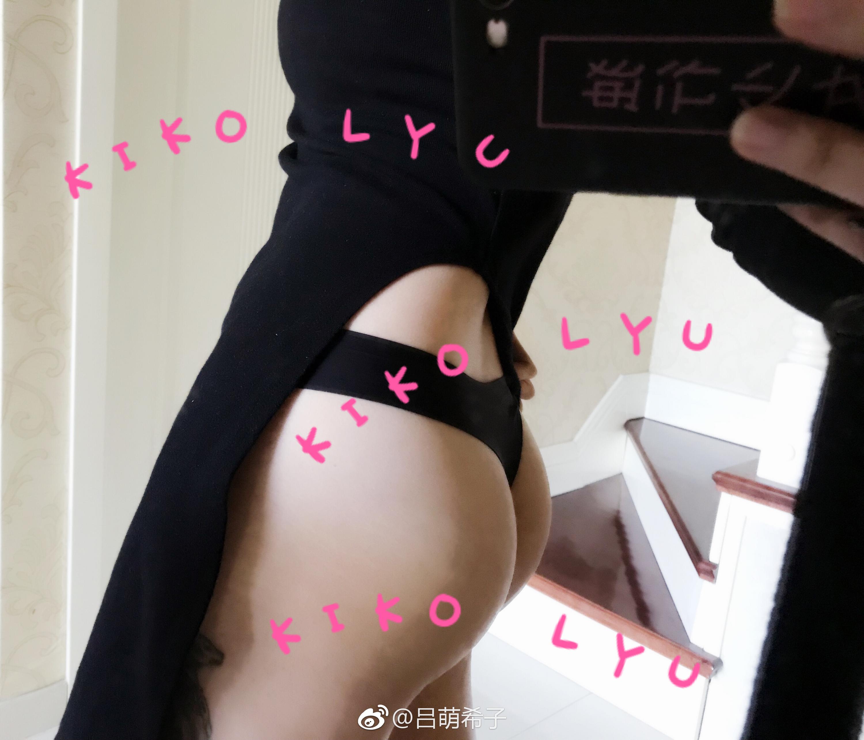 美女裁判吕帅希自拍性感美乳诱人内衣[11]