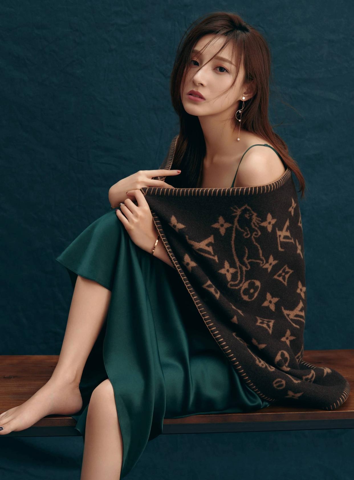 春晚美女主持人马凡舒私服精选写真