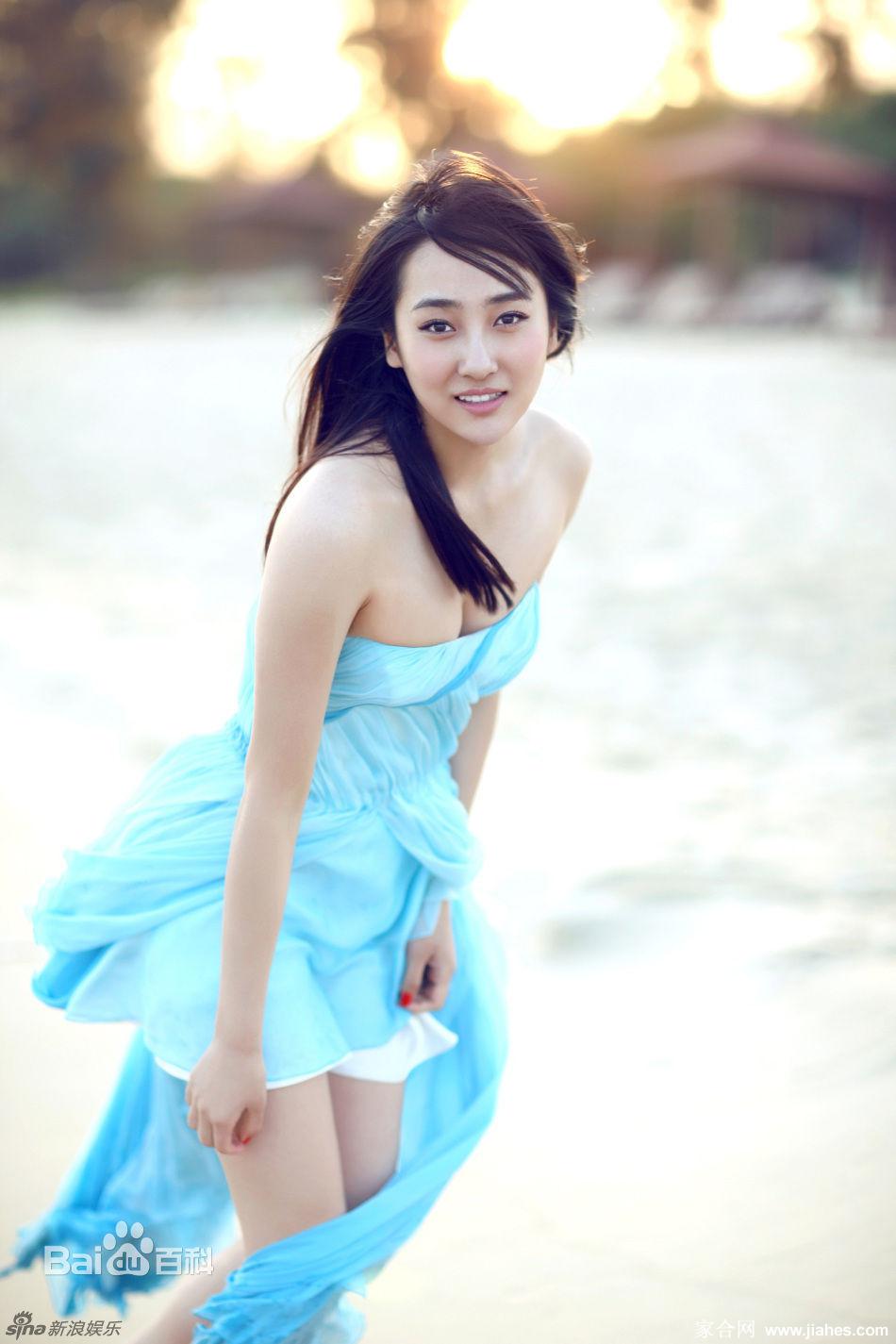 高姝瑶丝袜美腿高跟性感写真[5]