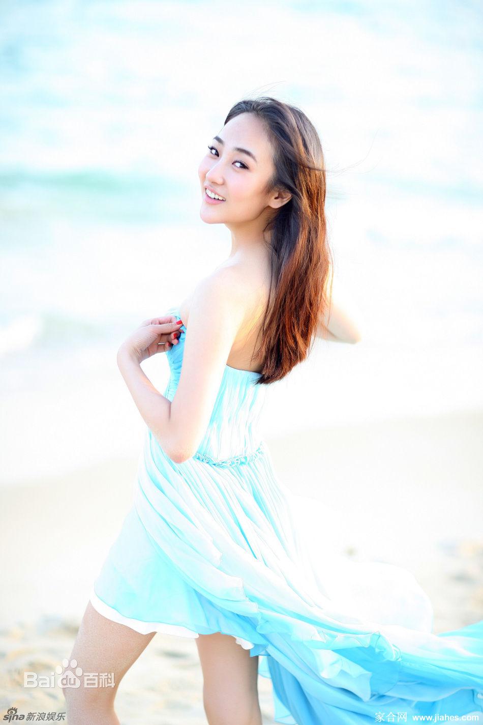 高姝瑶丝袜美腿高跟性感写真[6]