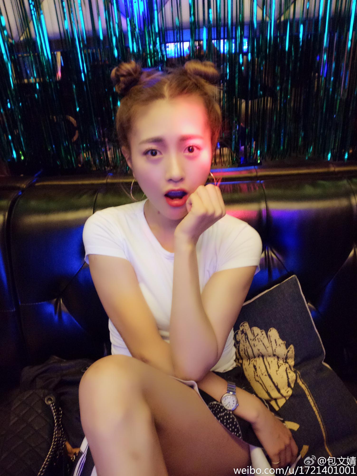 包文婧超短裙美腿可爱美丽写真[4]
