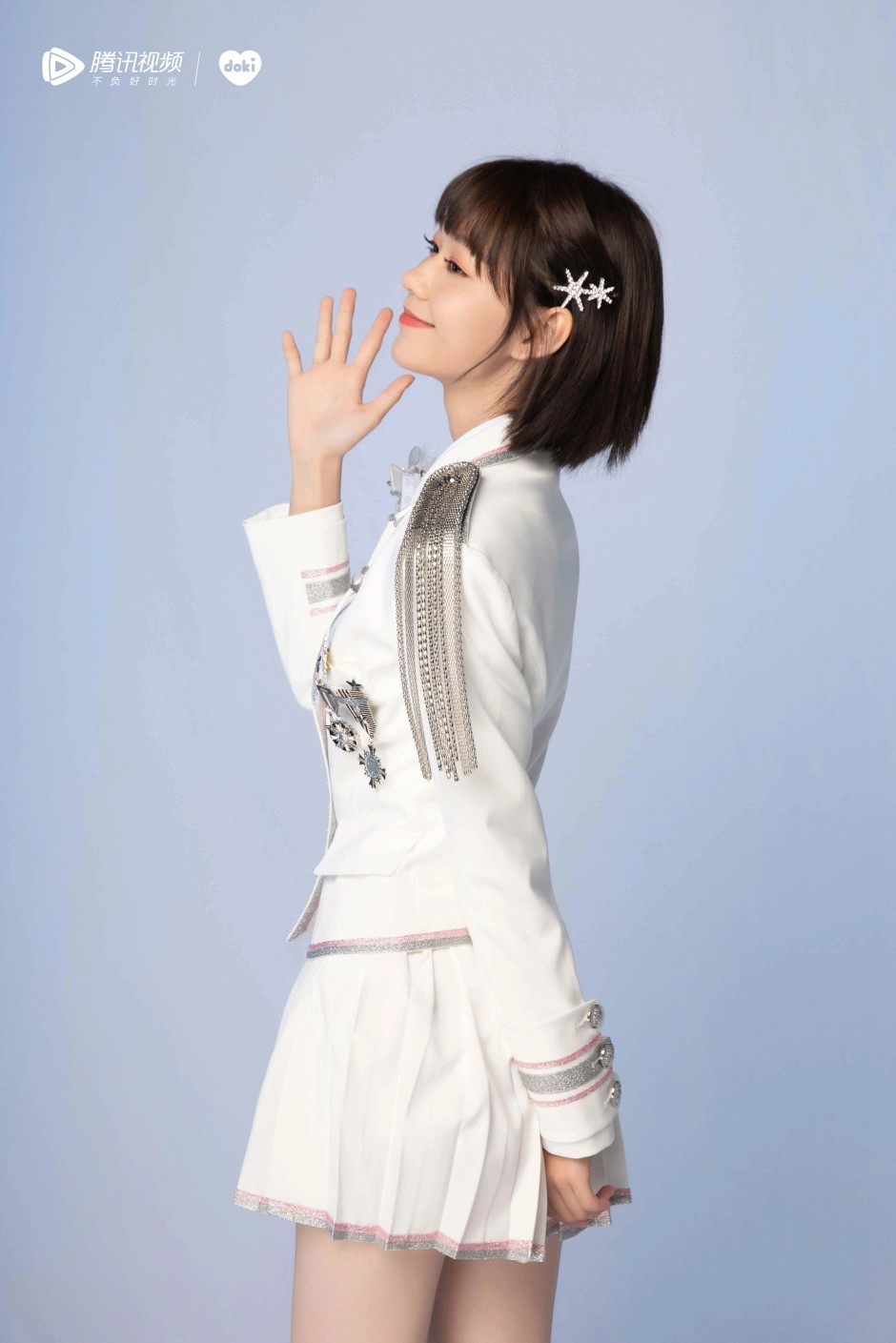 段奥娟少女制服短裙美腿诱惑[5]