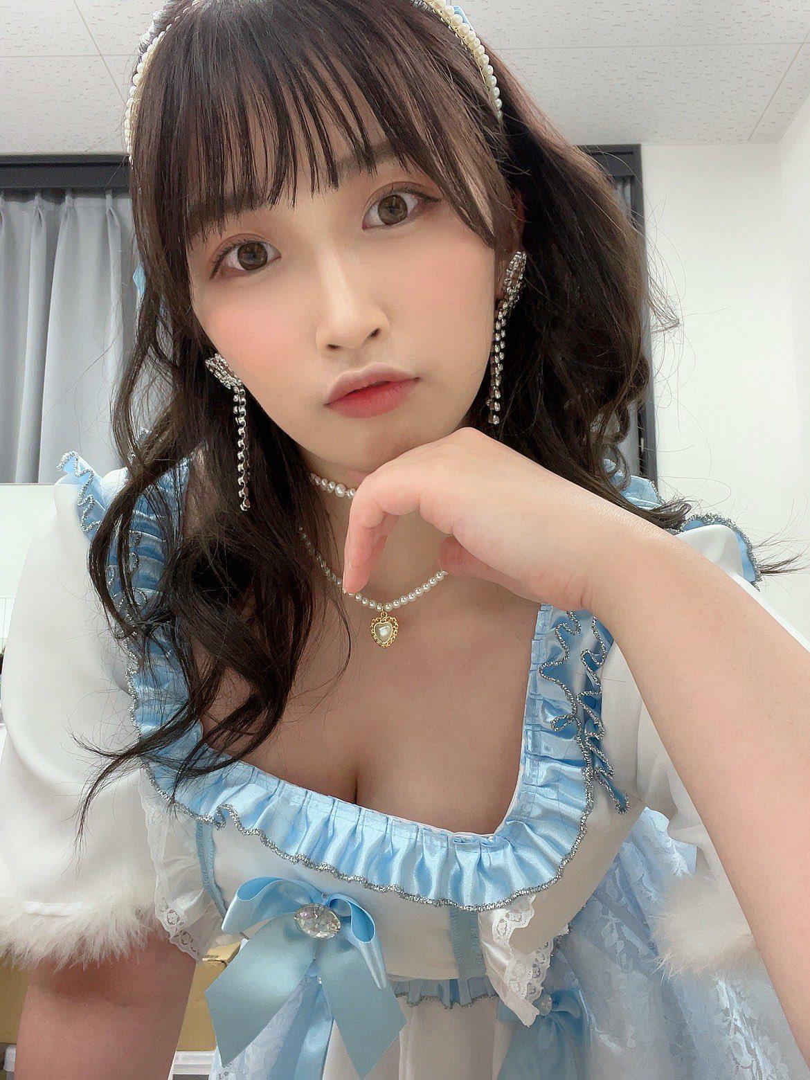 美园和花小猫咪美胸自拍写真照[7]