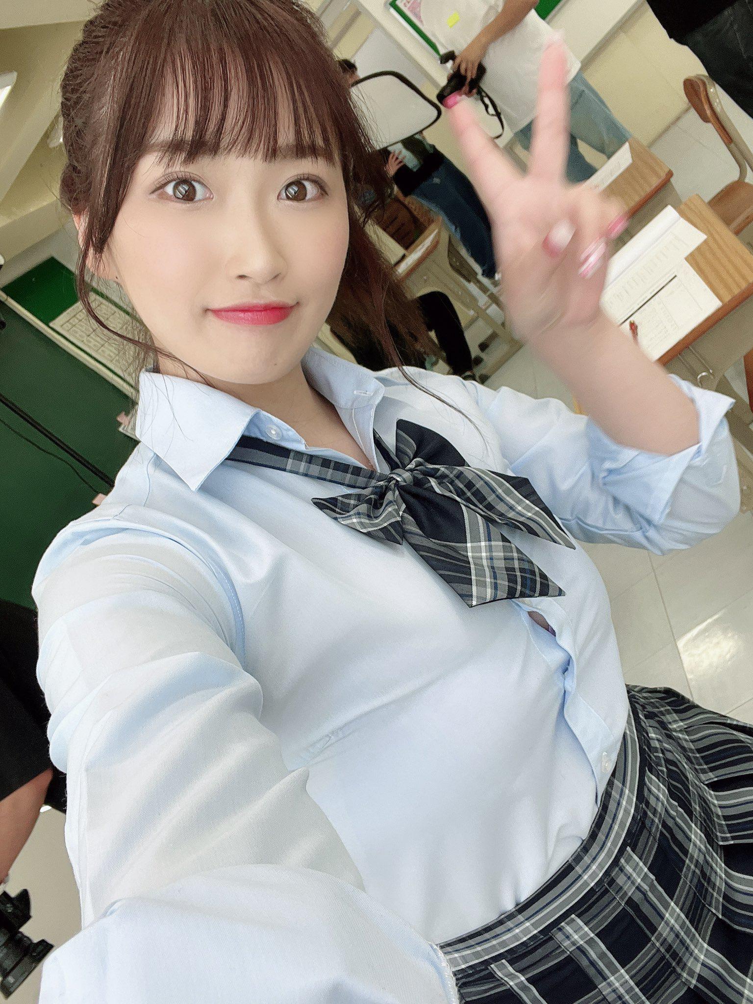 美园和花清纯可爱自拍照[9]