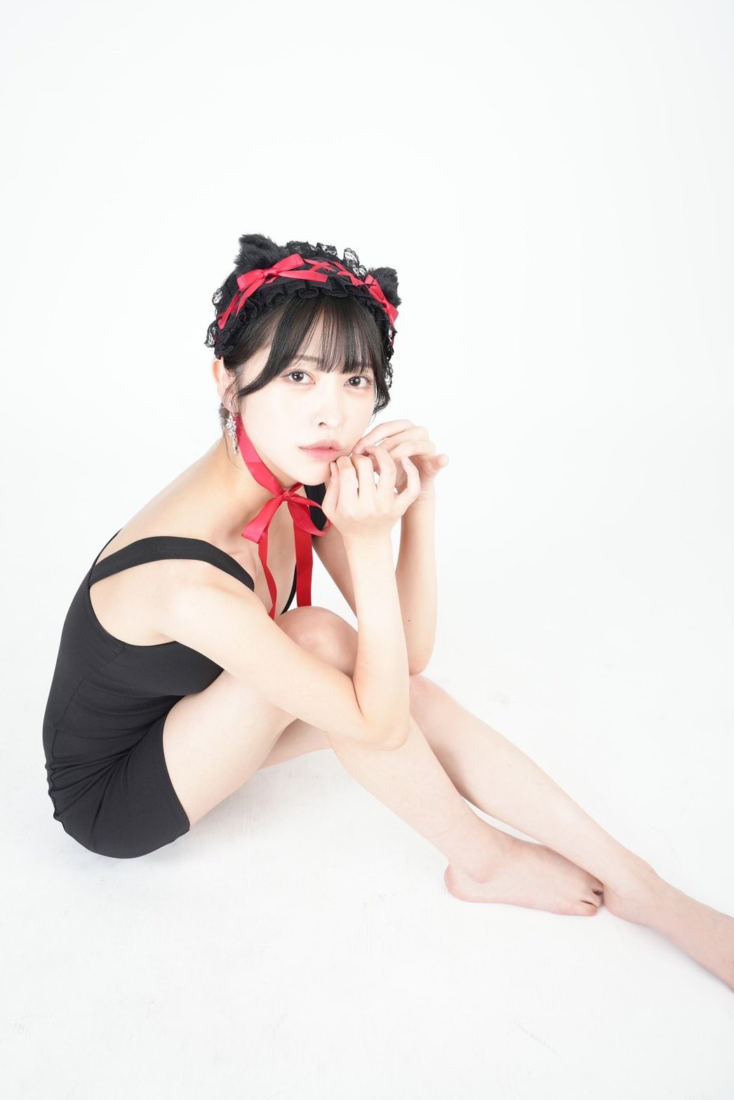 森日向子丝袜美腿制服诱惑[9]