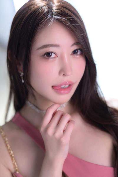 森日向子泳装爆乳美腿写真