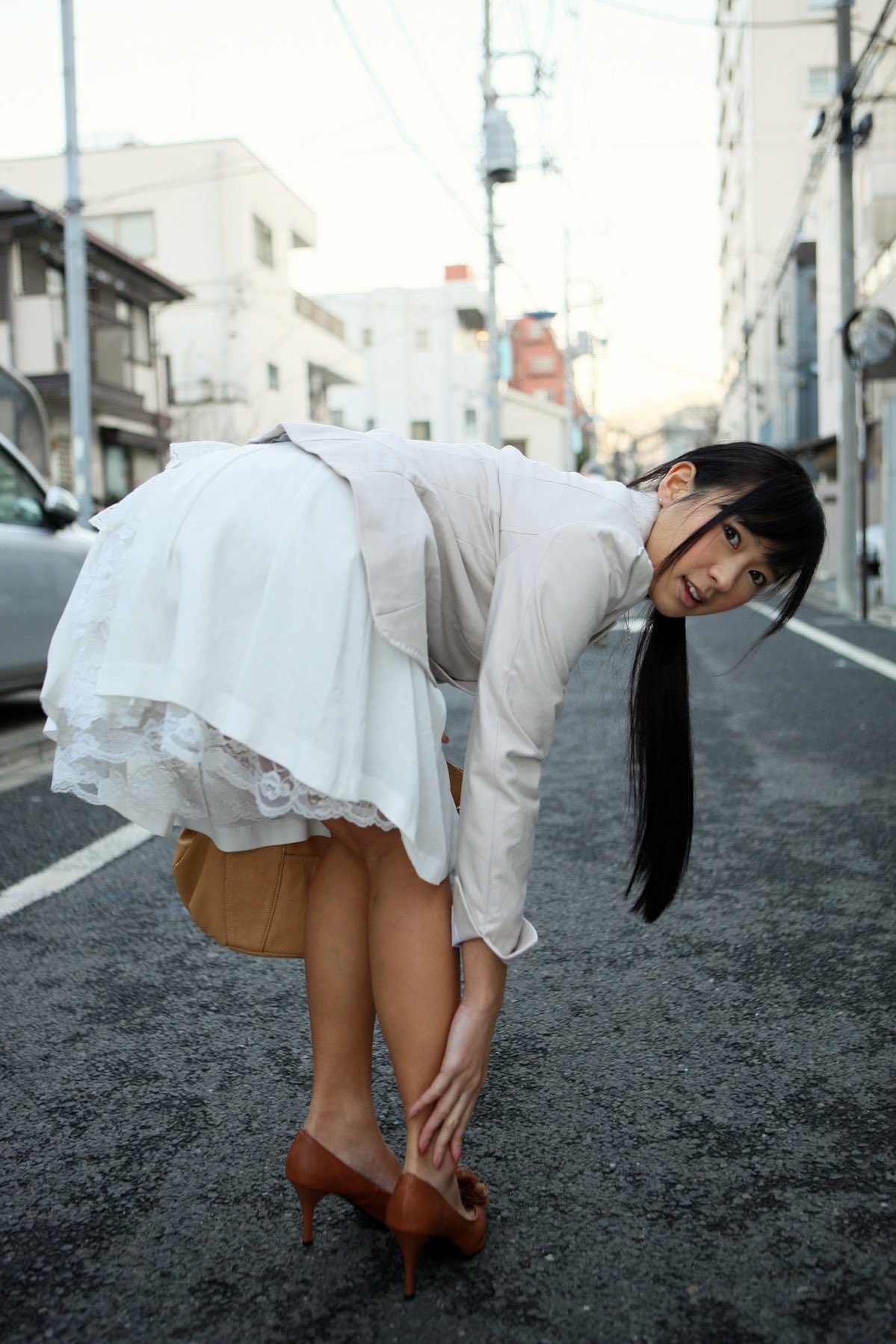 小仓奈奈可爱人妻诱惑[4]