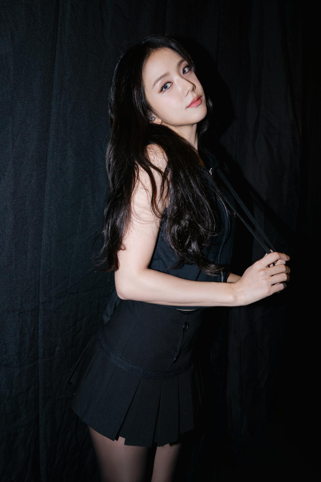 金智秀(Kim Jisoo)DEADLINE亚洲巡演黑丝袜美腿锦集[7]