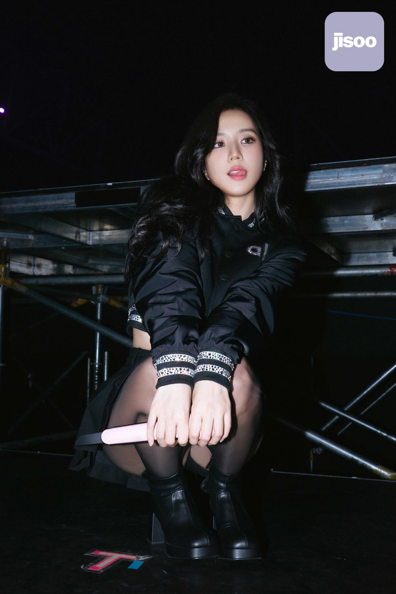 金智秀(Kim Jisoo)DEADLINE亚洲巡演黑丝袜美腿锦集[11]