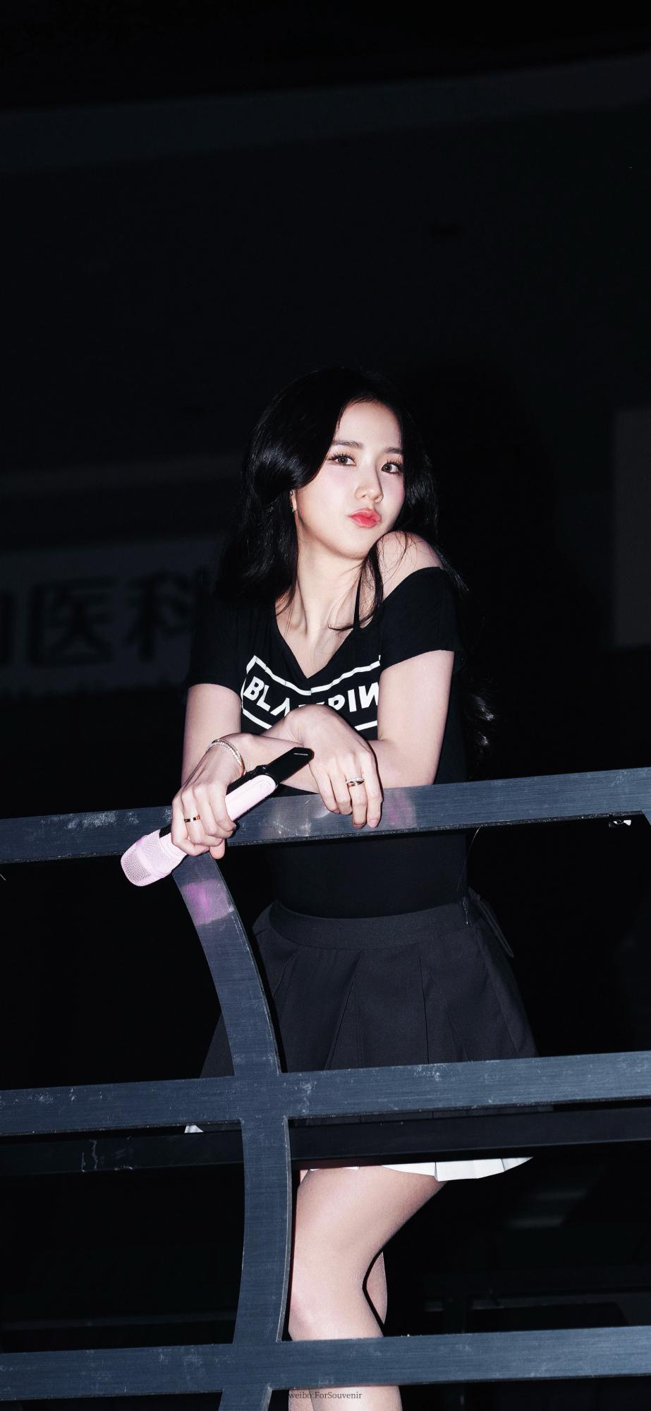 金智秀(Kim Jisoo)肉色丝袜舞台锦集[2]