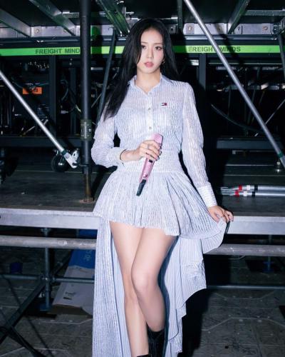 金智秀TommyHilfiger全球品牌代言人