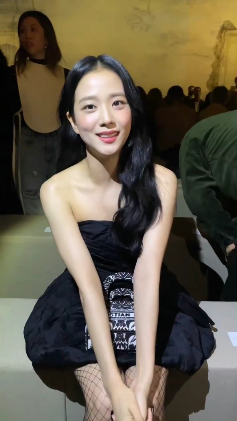 金智秀活动秀场生图照