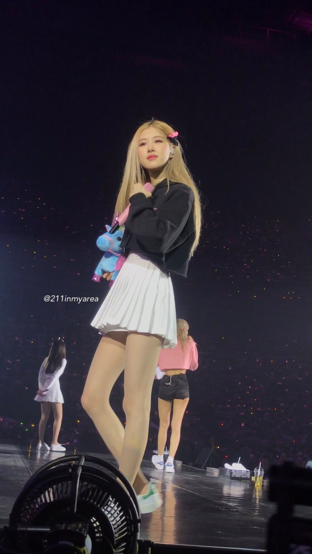 朴彩英素颜自拍街拍大长腿[4]