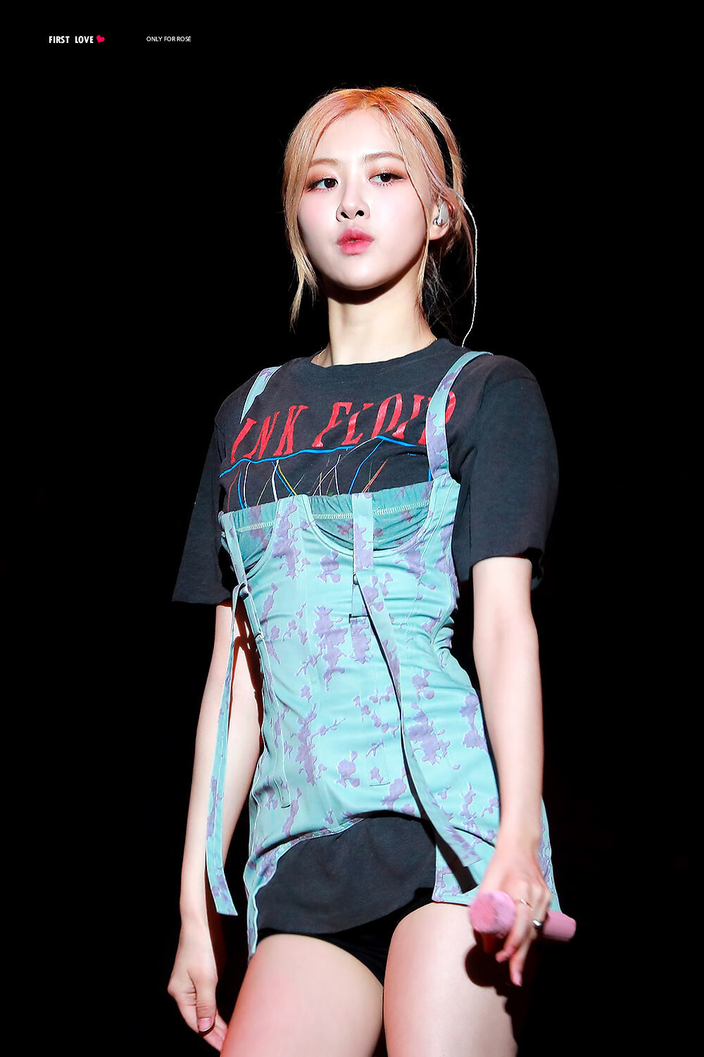 朴彩英美腿舞台热舞活力十足[5]