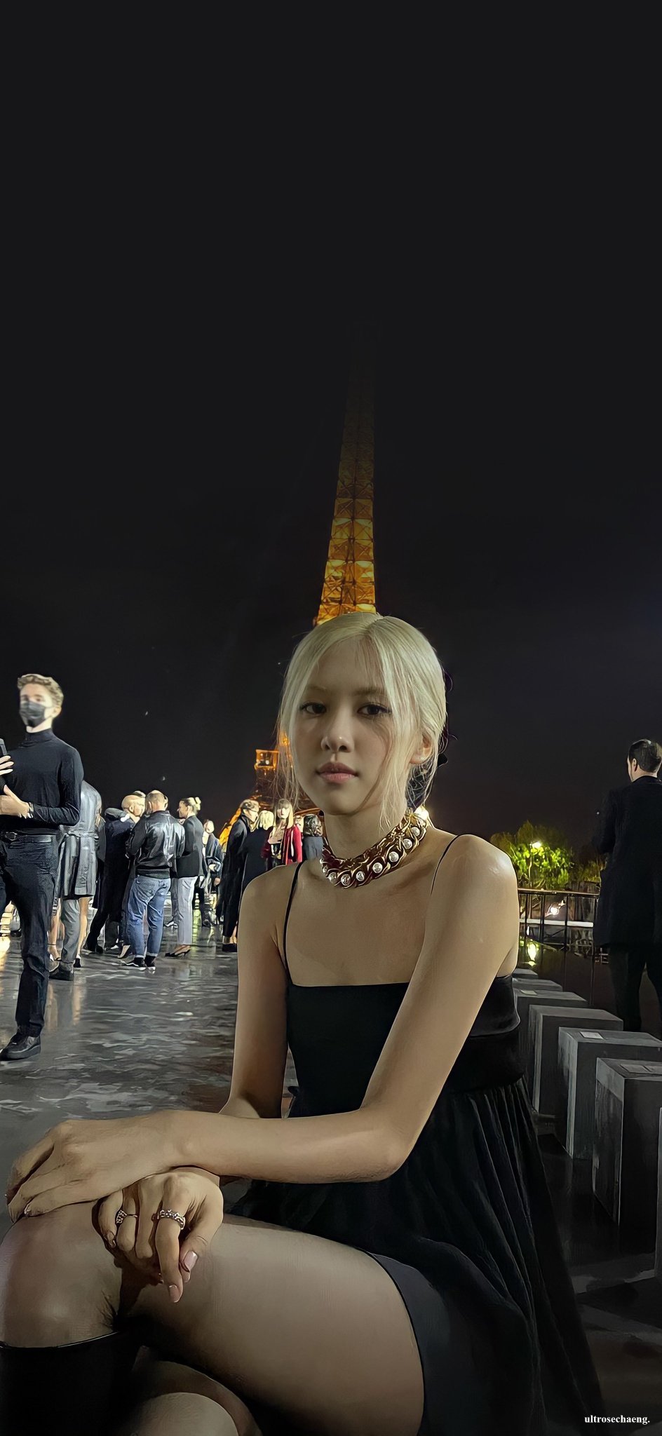 朴彩英黑丝大长腿化妆间自拍[4]