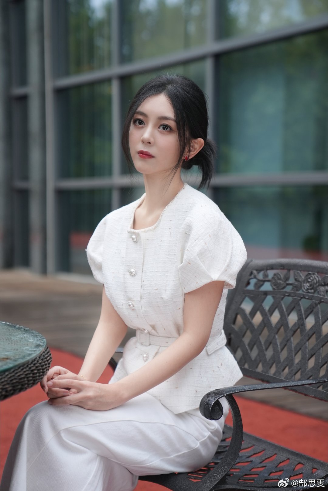 郜思雯清纯户外写真[8]