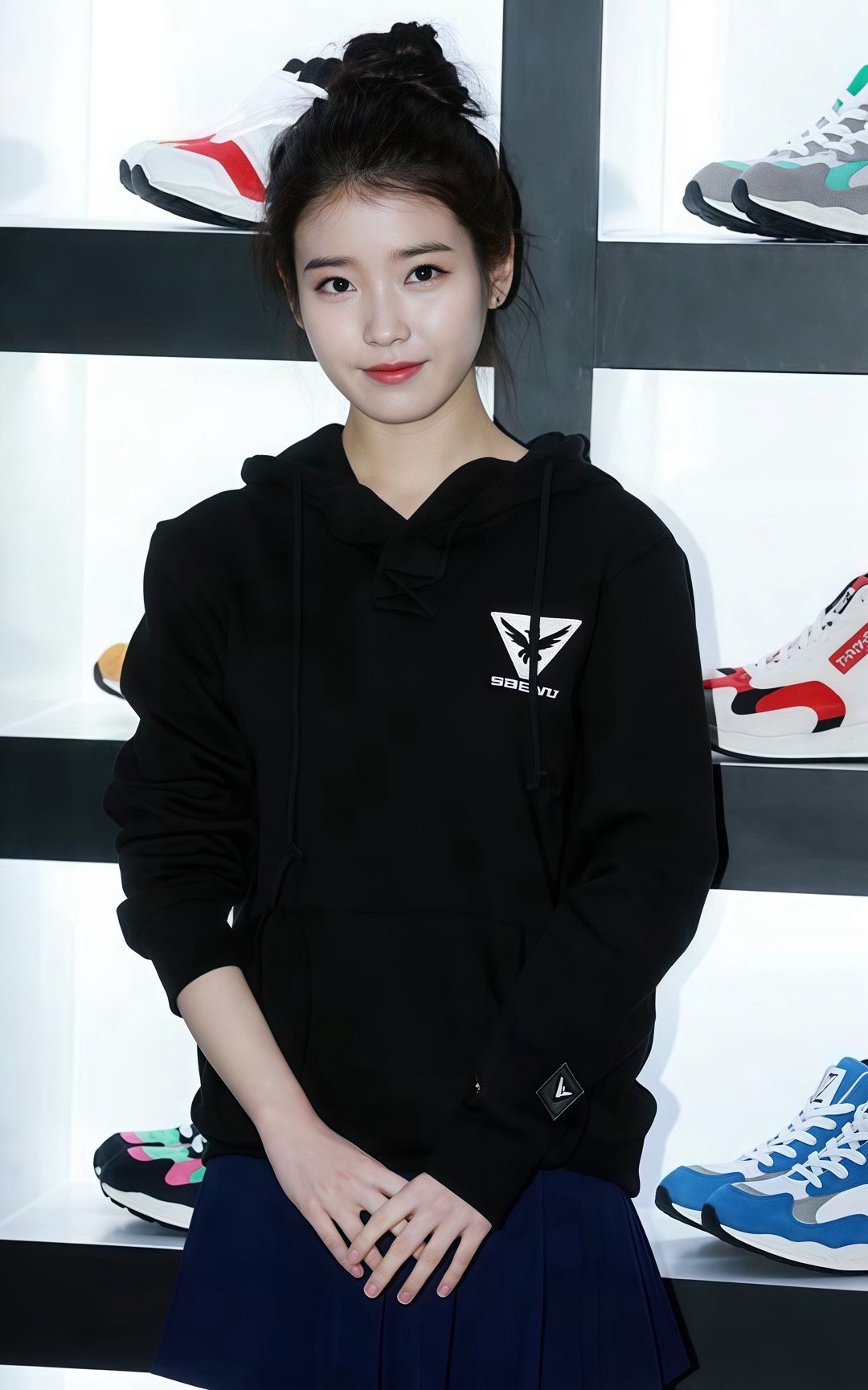 李知恩厚黑丝袜iu好可爱[4]