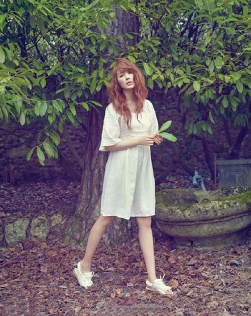 尹恩惠杂志画报写真图片 女神化身丛林精灵清纯唯美[4]