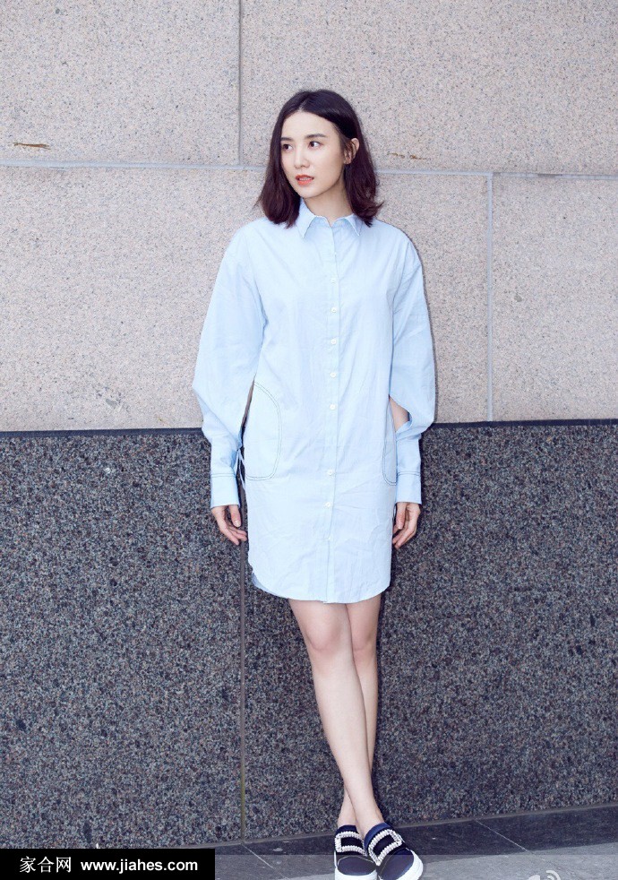 小宋佳轻松驾驭少女风性感出游写真[5]