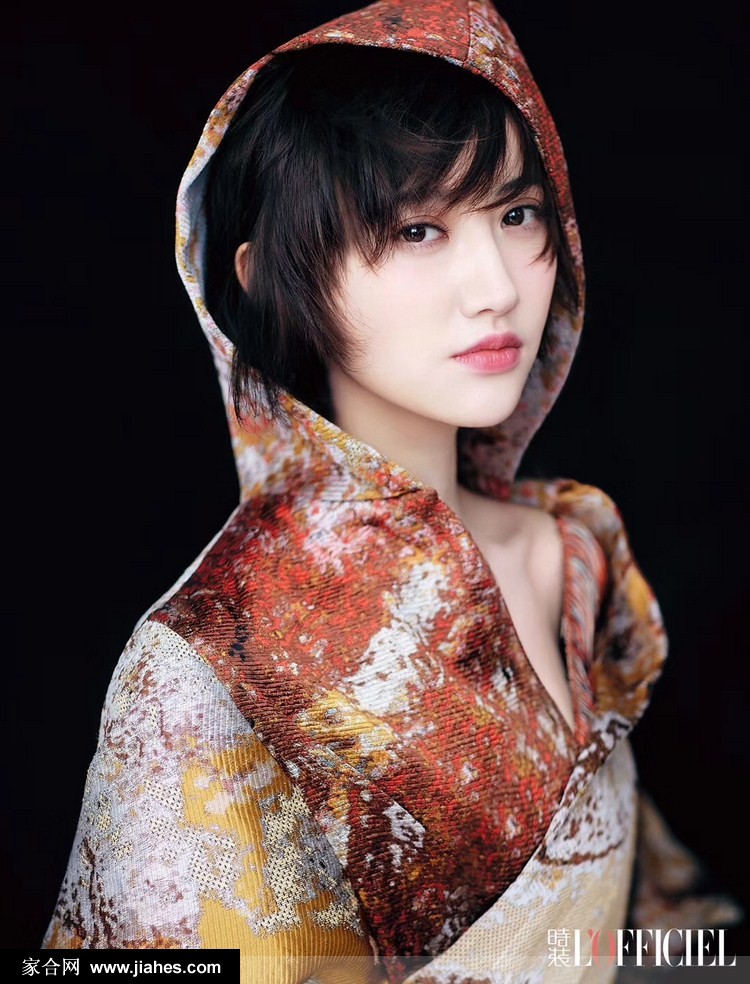 景甜清爽短发造型优雅甜美写真大片[2]