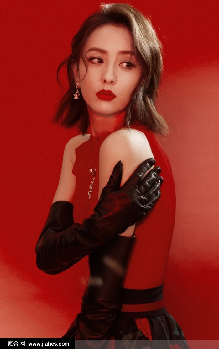 佟丽娅烈焰红唇造型百变尽显熟女气质时尚写真图片[2]