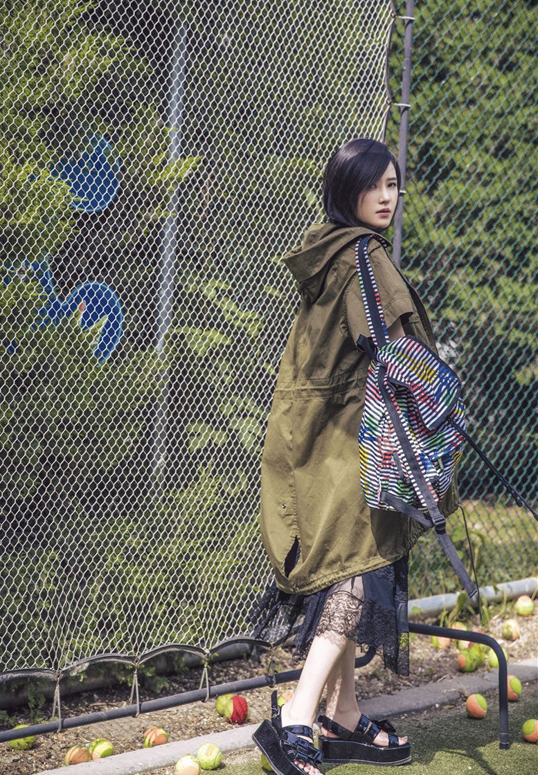 杨子姗垂怜诱人眼神心跳迷惑[3]