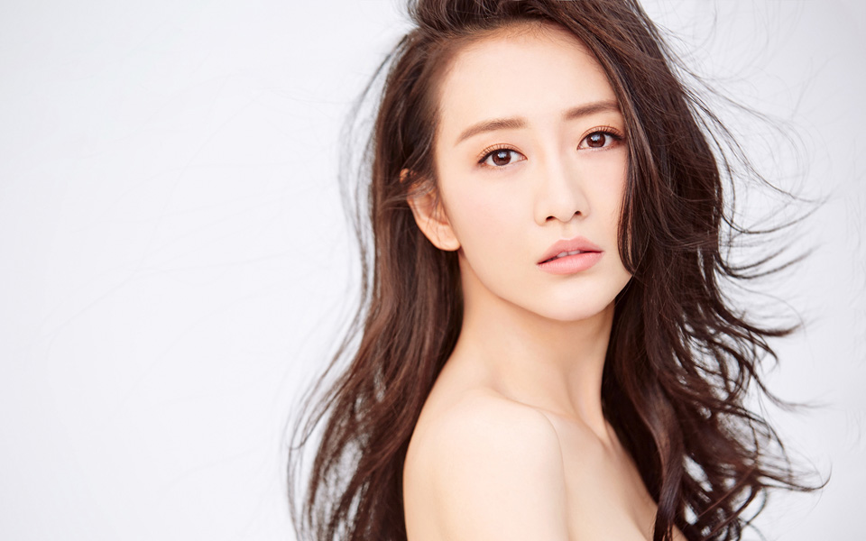 王鸥淡蓝色裙子清新女神唯美写真[5]