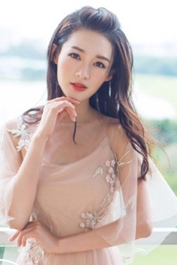 李沁小仙女轻佻魅力写真大片[2]